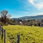 Dans Le Jura Buvilly